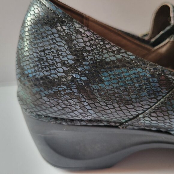 Sanita Danielle Womens Leather Snakeskin Pattern Clogs With Buckle Detail Size 4 - Picture 3 of 6